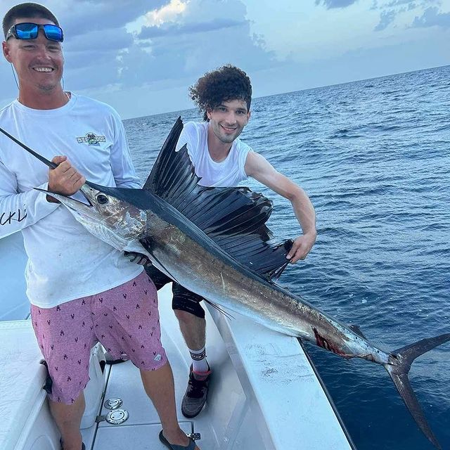 Deerfield Beach offshore charter fishing near me